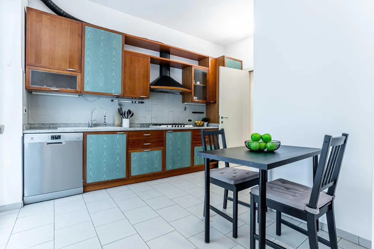Joivy Lovely And Inviting Flat With Balcony Milán Itálie